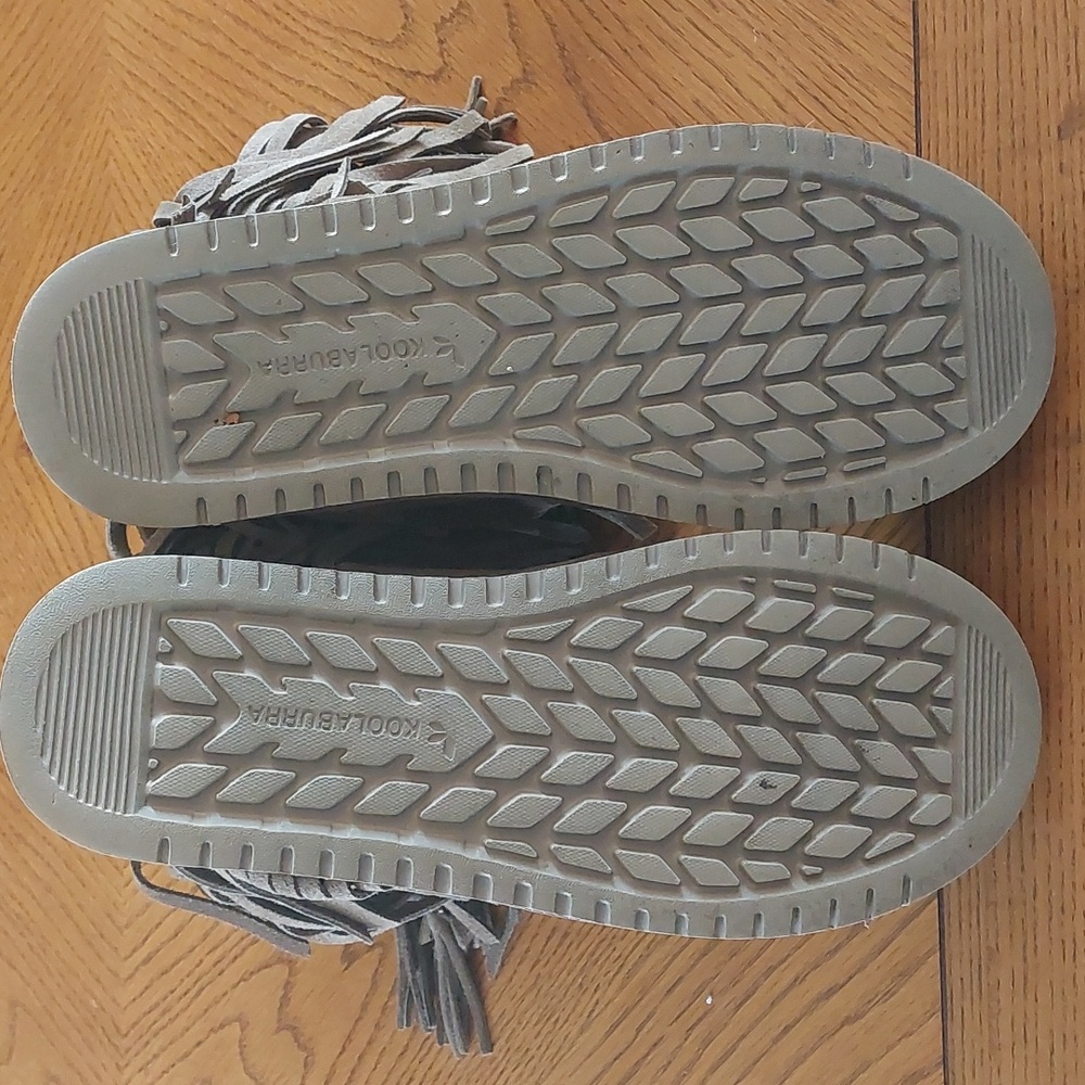 Koolaburra UGG fringe boots - Picture 3 of 8